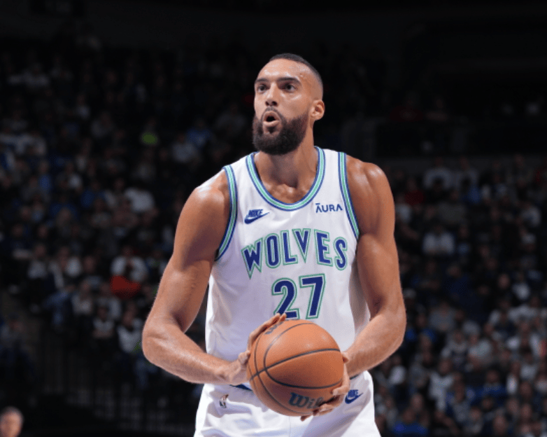 快船强势湖人,戈贝尔爆发神勇的简单介绍 快船强势湖人,戈贝尔爆发神勇的简单介绍