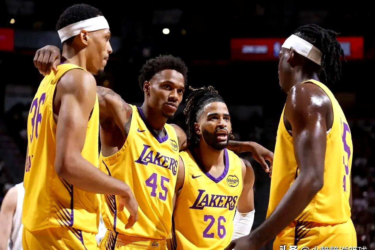 湖人客场大胜尼克斯，豪取九连胜