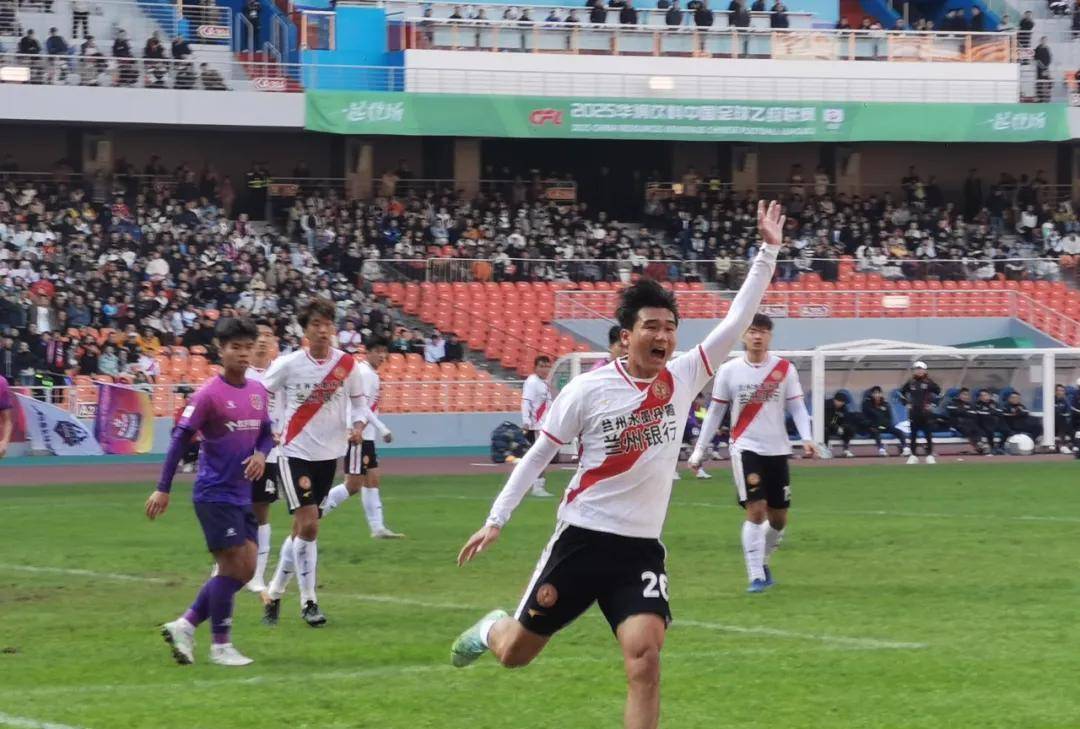 竞技体育宛如烈火般燃烧,球迷热情高涨的简单介绍 竞技体育宛如烈火般燃烧,球迷热情高涨的简单介绍