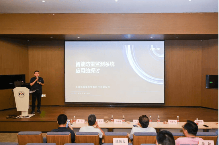 中国足球联赛转播权运营模式的创新探索