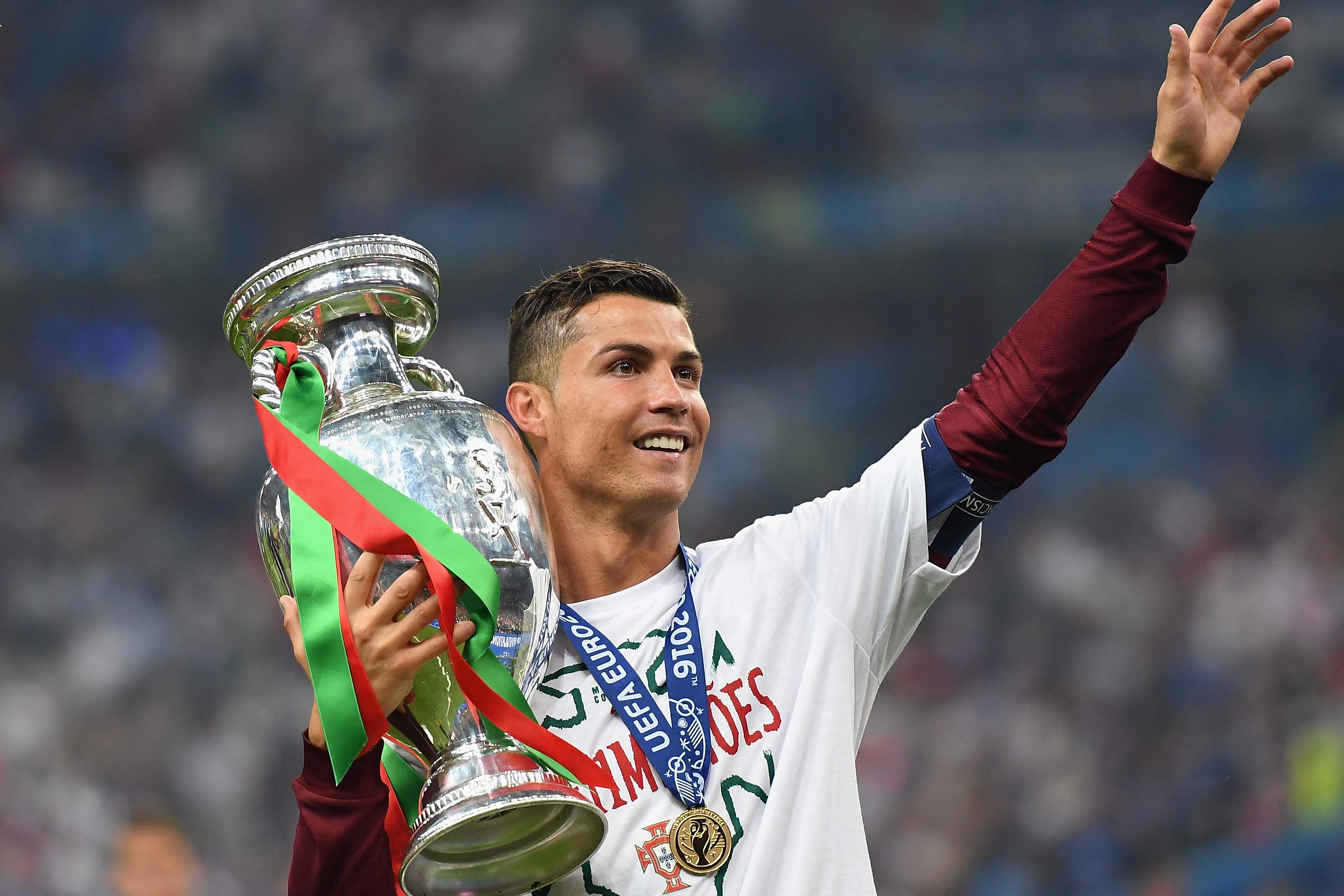 葡萄牙球员在比赛中展现实力 葡萄牙球员在比赛中展现实力