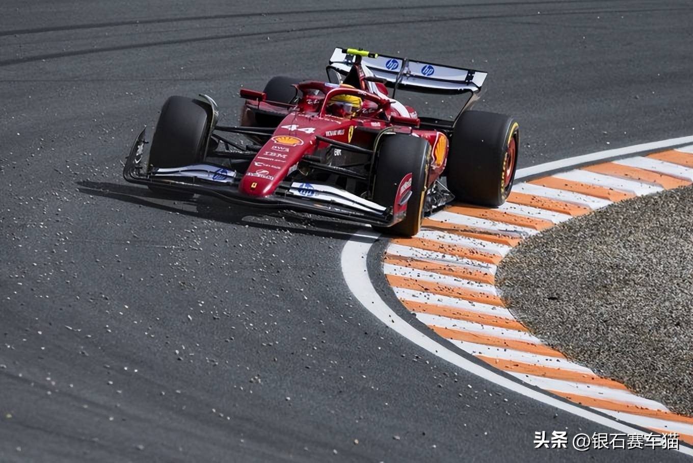 威廉姆斯轻取阿斯顿马丁，塞恩斯惊艳四座的简单介绍