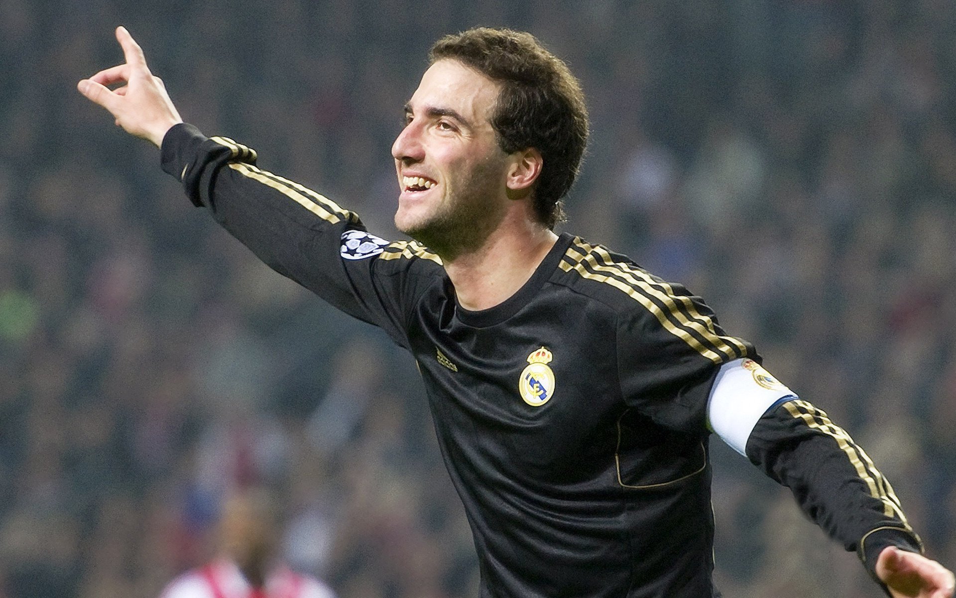 赛道上的心跳，尼斯最后时刻绝杀苏格兰，F1街道赛史诗级焦点战