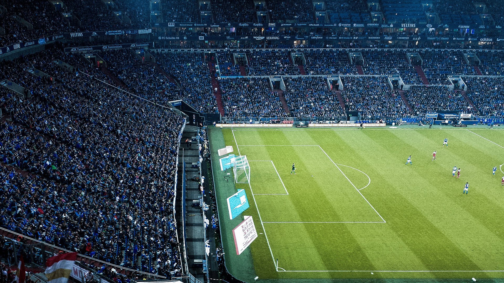 当命运交错，哥伦比亚绝杀巴萨的启示与若日尼奥的欧冠决赛时刻