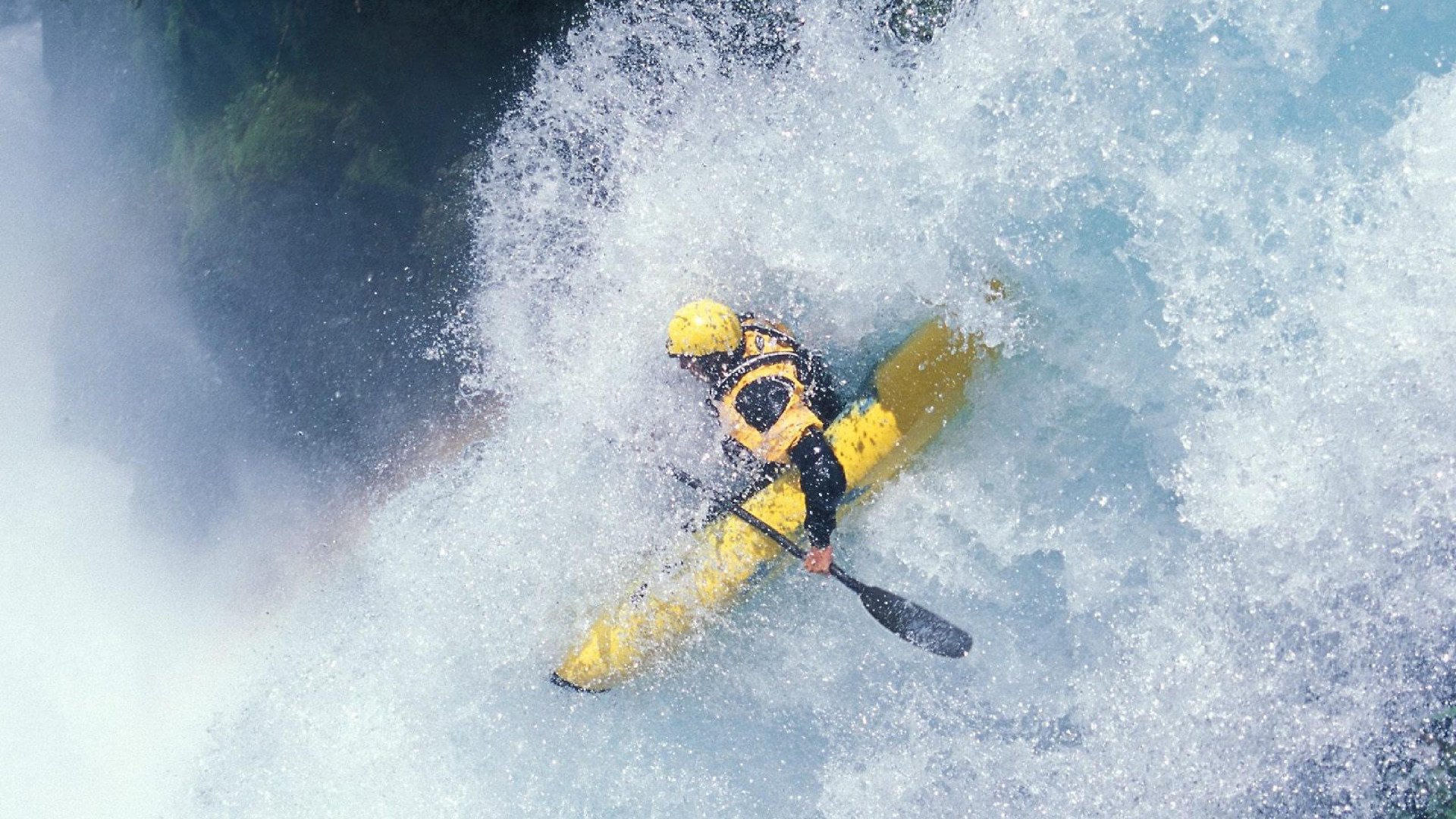 雷霆万钧，周琦点燃赛场—中国巨星的蜕变之夜